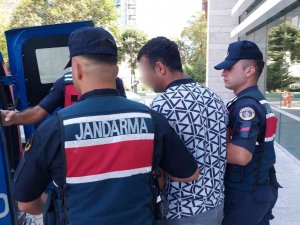 29 Yıl Hapis Cezası Bulunan Şahıs Annesini Hastaneye Götürürken Yakalandı