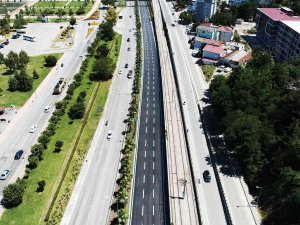 Atatürk Bulvarı Hızla Yenileniyor