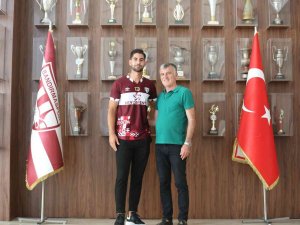 Bandırmaspor Atabey Çiçek’i Kadrosuna Kattı