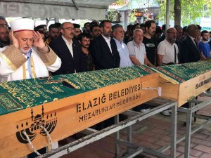 Baba, Oğul Ve Amca Son Yolculuklarına Uğurlandı