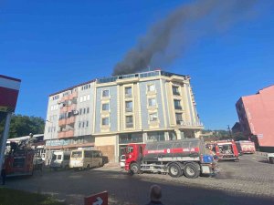 Otelde Çıkan Yangın Korkuttu