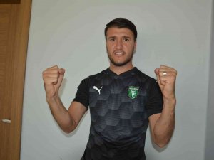 Efeler 09 Sfk, Deniz’i Renklerine Bağladı