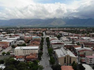 Erzincan’da Haziran Ayında Genel Ticaret Sistemine Göre İhracat 1 Milyon 878 Bin Dolar, İthalat 64 Bin Dolar Olarak Gerçekleşti