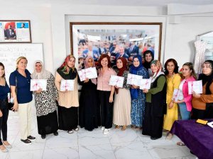 Mersin’de Kadınlar Öğreniyor, Öğrendikçe Güçleniyor