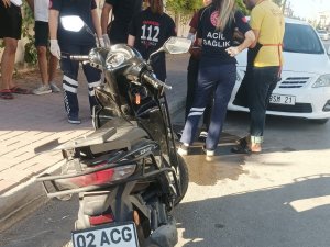 Otomobil İle Motosiklet Çarpıştı: 1 Yaralı