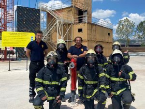 Stajyer İtfaiyecilere Sıkı Eğitim