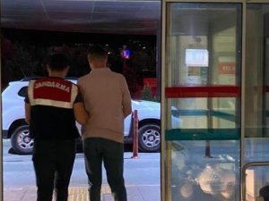 İ̇zmir Merkezli Fetö Operasyonunda 8 Tutuklama