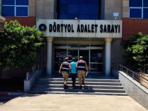 Milli Mücadele Kahramanlarının Resim Ve Fotoğraflarını Tahrip Eden Şahıs Tutuklandı