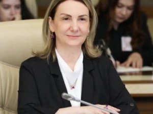Ak Parti Kocaeli Milletvekili Emine Zeybek: