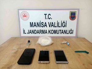 Manisa’da Uyuşturucu Operasyonu: 4 Kişiye Gözaltı
