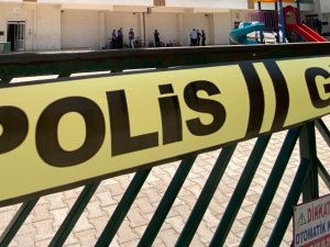 Eşi Tarafından Bıçaklanan Kadın Ağır Yaralandı