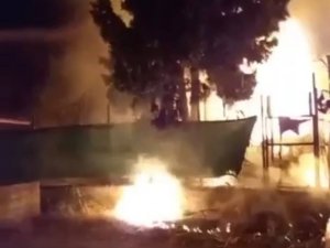 Bursa’da Trafo Bomba Gibi Patladı, Alevler Fabrikaya Sıçramadan Söndürüldü