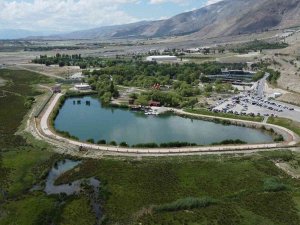 Sıcaktan Bunalan Vatandaşlar Soluğu ‘Ekşisu’da Aldı