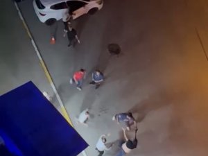 Avcılar’da Tekmeli Tokatlı "Laf Atma" Kavgası Kamerada
