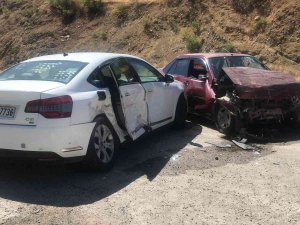 Elazığ’da Trafik Kazası: 4 Yaralı
