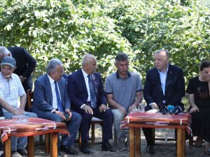 Cumhurbaşkanı Erdoğan Fındık Bahçesinde