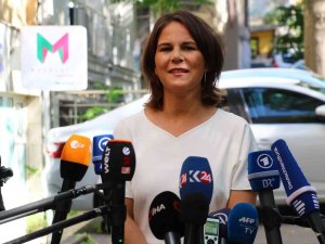 Alman Dışişleri Bakanı Baerbock, Kadın Dayanışma Vakfı’nı Ziyaret Etti