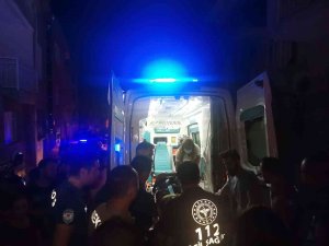 Kavgaya Müdahale Ederken 2 Metre Yüksekten Düşen Polis Yaralandı