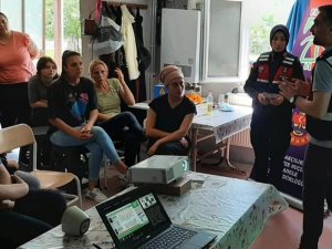 En İ̇yi Narkotik Polisi Anne Eğitimleri Sürüyor