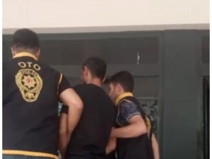 Suçüstü Yakalanan Hırsız Yakayı Ele Verdi