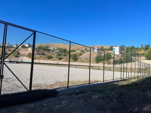 Kiğı’da 500 Kişilik Tribünlü Sentetik Futbol Sahası Yapılıyor
