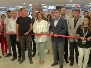 Vali Becel: “Gençlerimiz Yeteneklerine Ve Becerilerine Göre Tercih Yapsınlar”