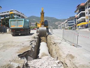 Fığla Mamadı Yolunda Asfalt Öncesi Altyapı Hazırlıkları Aralıksız Sürüyor