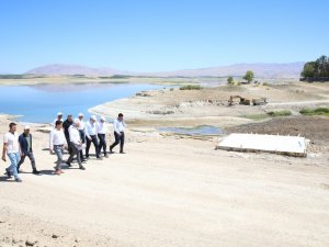 Başkan Güder’e Bir Tebrik De Milletvekili Çakır’dan