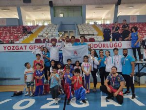 Genç Sporcular 23 Madalya Kazandı
