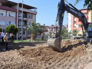 Nazilli Cumhuriyet Mahallesi’nde 173 Sokakta Yol Yenileme Çalışmaları Başladı