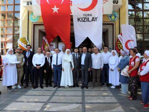 Nikahlarını Kıydırıp, Kan Bağışında Bulundular