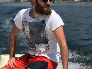 Motosikletiyle Girdiği Virajı Alamayınca Hayatını Kaybetti
