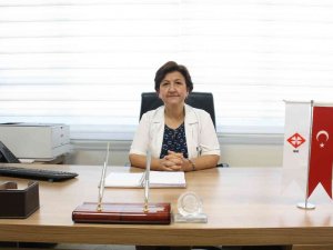 Boynunuzda Elinize Gelen Şişliği Önemseyin: Tiroid Nodülünüz Olabilir