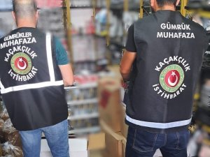 İ̇zmir’de Yasadışı Sigara Üreticilerine Gümrük Muhafaza Ekiplerinden Darbe
