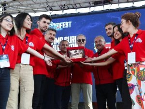 Teknofest “En İ̇yi Takım Ruhu" Ödülünün Sahibi Oldular