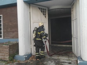 Fuardaki Metruk Binada Yangın Çıktı