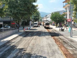 Başiskele’de Asfalt Seferberliği