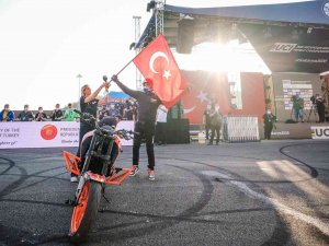 Bu Ağustos Başka Olacak: Dünya Kupası, Bisiklet Festivali Ve 3 Konser