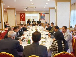 Van Gölü’nde Kirliliğin Önlenmesi Ve Sorunların Çözümü Masaya Yatırıldı