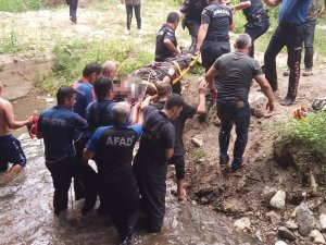 Yalova’da Dere Yatağına Düşen Kepçenin Operatörü Hayatını Kaybetti