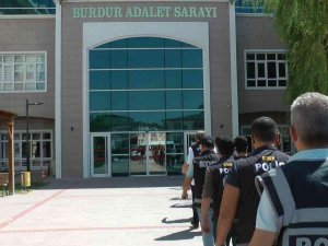 Burdur’da Siber Dolandırıcılığa 5 Tutuklama