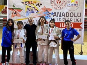 Vanlı Judocular Madalyalarla Döndü