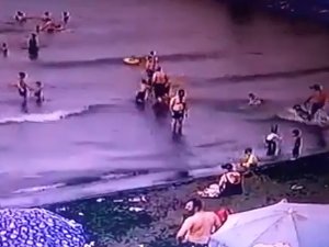 Denizde Köpek Tarafından Isırılan Çocuğun Babası: “Oğlumun Psikolojisi Bozuldu”