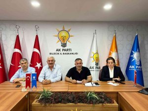 Ak Parti’de İstişareler Sıkılaştırıldı