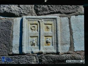 "Ankara Kalesi Bedeninde Devşirme Taşlar" Fotoğraf Sergisi Açıldı