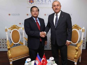 Bakan Çavuşoğlu, Kamboçya Müslümanlardan Sorumlu Kıdemli Bakanı Hassan İle Görüştü