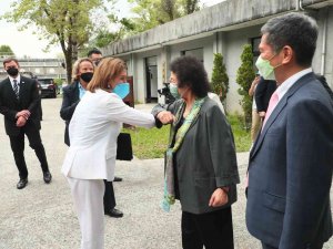 Pelosi Tayvan’dan Ayrıldı