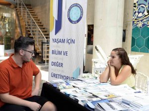 Tercih Döneminde Gençlere Osmangazi Belediyesi’nden Destek