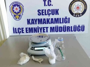 Selçuk’ta Uyuşturucu Operasyonu