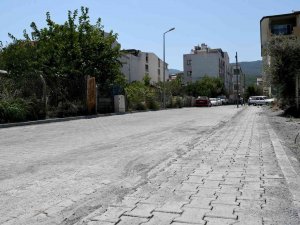 Davutlar Mahallesi Yeni Yollarına Kavuşuyor